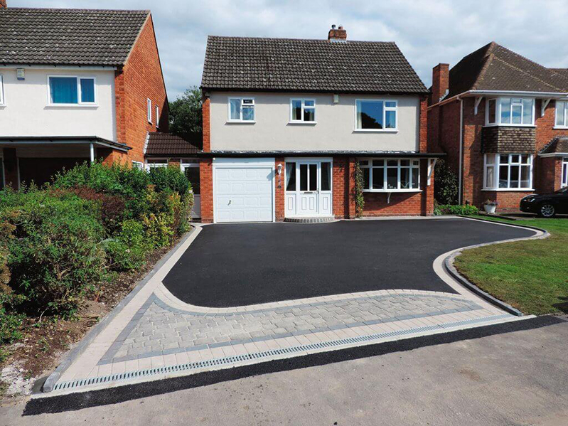 Resin & Tarmac Driveways in Norwich